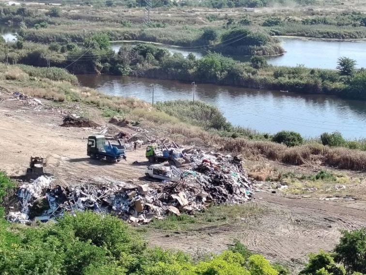 Екологична бомба цъка в Бургас, властите нехаят