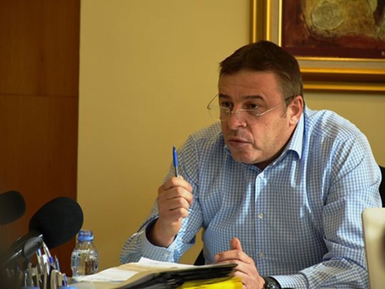 Екскметът на Благоевград Ат. Камбитов и половинката му Христина строят жилищен комплекс в парк "Ловен дом"