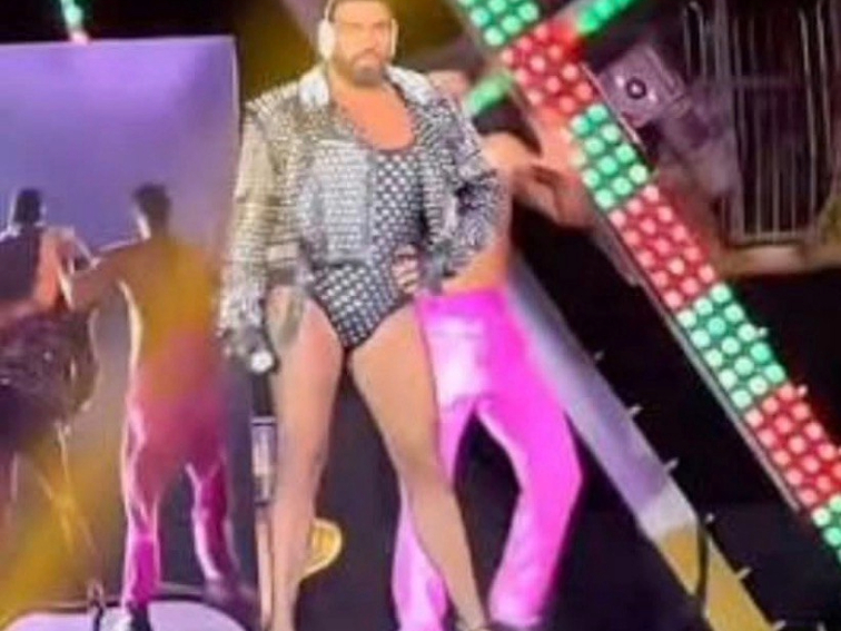 Какво показа на обществото концертът на Азис