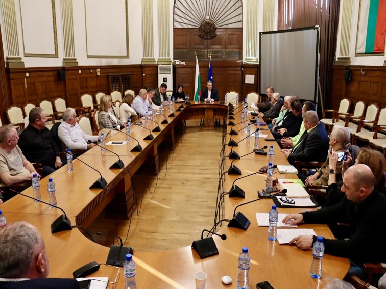 Министър Иван Христанов: Плодовете и зеленчуците трябва да бъдат сред фундаменталните сектори на българското земеделие