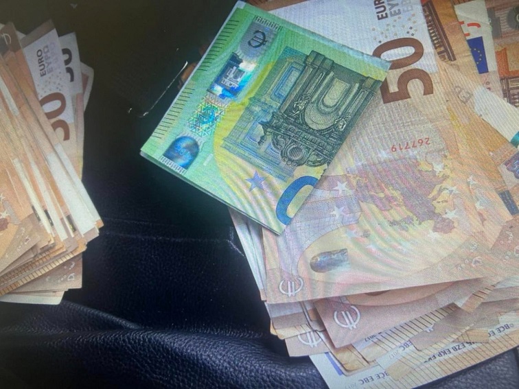 Задържаха сина на Доневия в Разложко, купувал галсове