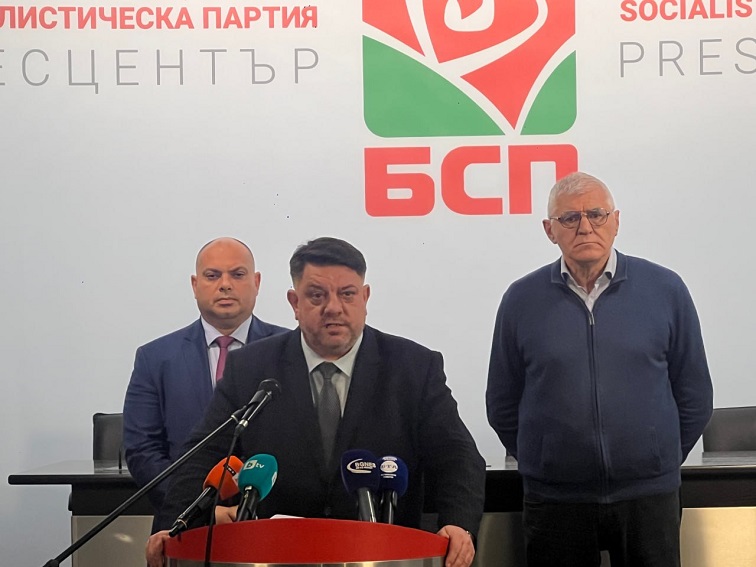 Атанас Зафиров: Ще преосмислим участието си в управлението, ако социалните политики в бюджета бъдат поставени под риск