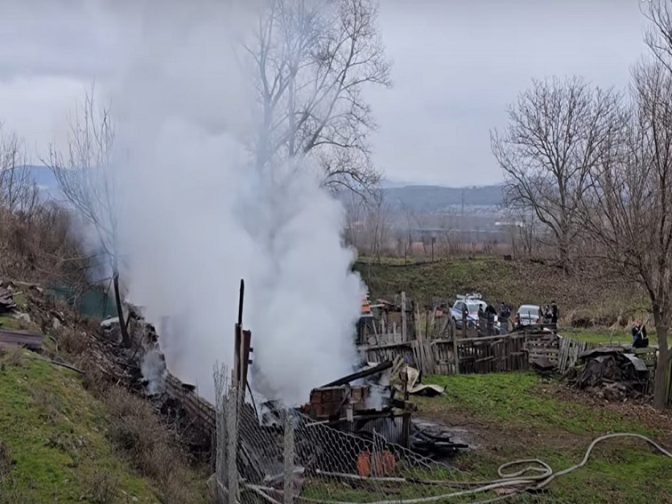 Мъж на 79 години от с. Лисия е загинал при пожар край Благоевград