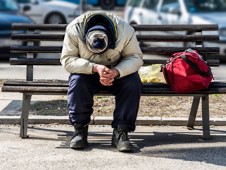Община Плевен осигурява временен подслон и храна за бездомни през зимния сезон