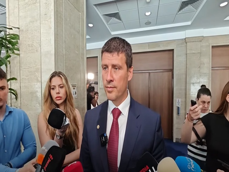 Михайлов за изказването на Йорданов: Личи си, че е в контакт с Борисов и Пеевски, взел е тяхната риторика