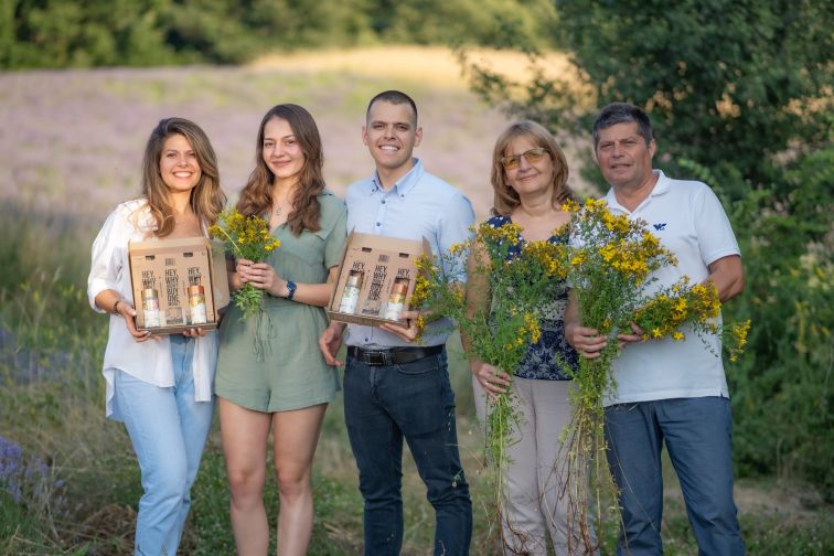 Град с потенциал, но малко смелчаци: къде са младите производители на Панагюрище
