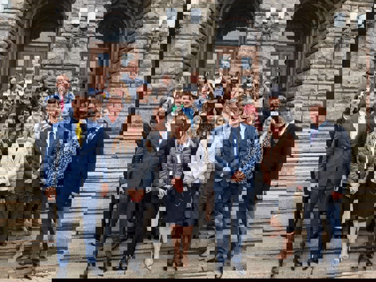 Вратите на властта са заключени, но гласът на народа няма да замълчи!