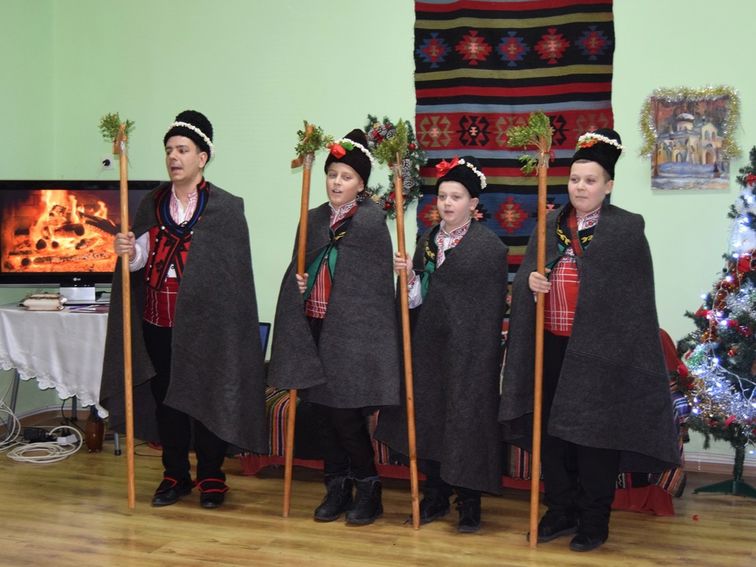 Коледен концерт в Клуб на пенсионера „Радка Чаушева“ се проведе в гр. Каварна