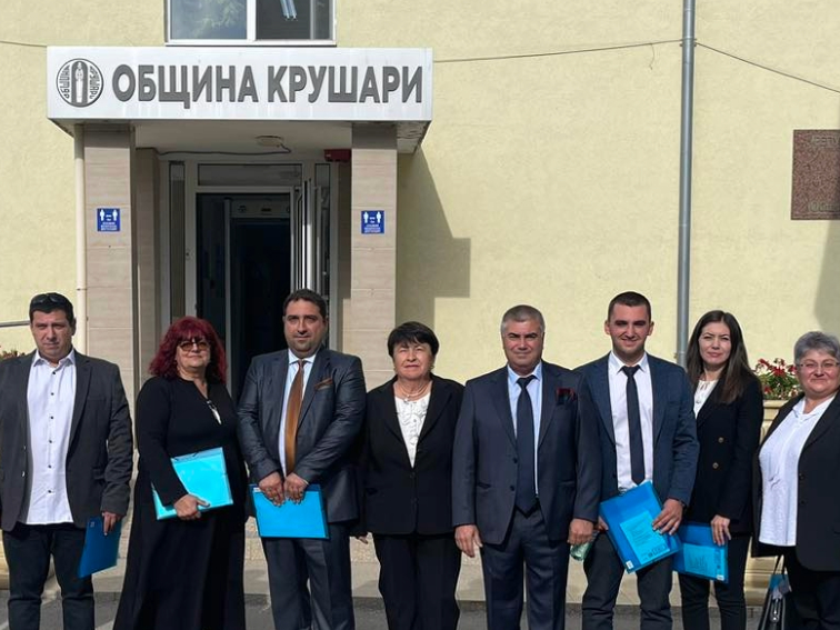 Напрежение в Крушари и искане на оставката на председателя на Общинския съвет