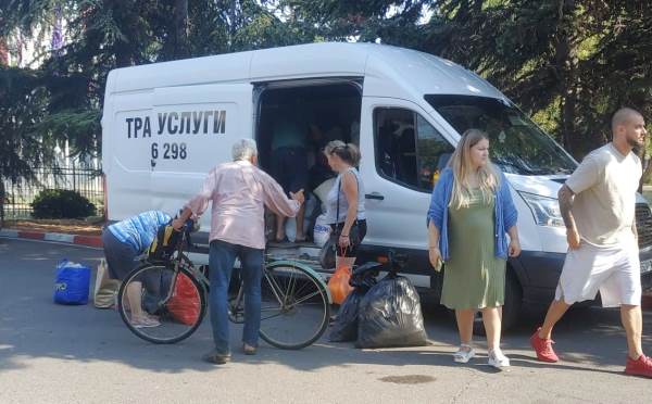 Eдин бус не побра помощите от бургазлии за пострадалите във Воден