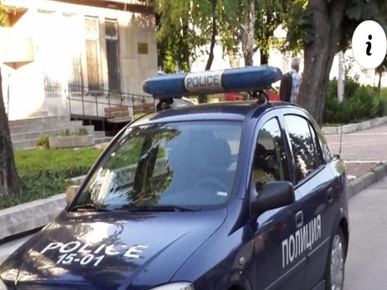 Моторист без книжка си спретна гонка с полицията