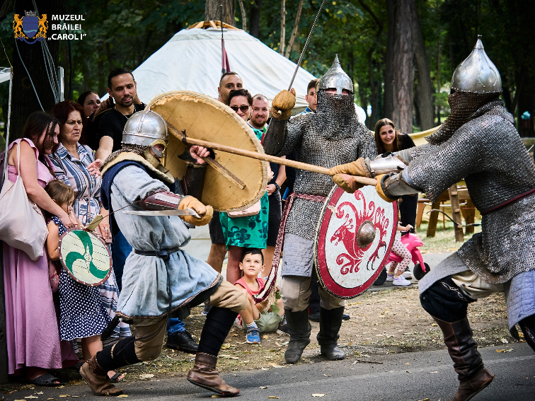Воините от школа „Величие“ обират овациите на исторически фестивал в Румъния