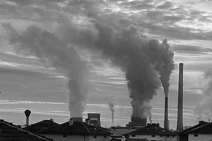 Димитровград... ПРАХ В ОЧИТЕ И ОТРОВА В ДРОБОВЕТЕ - ВИДЕО