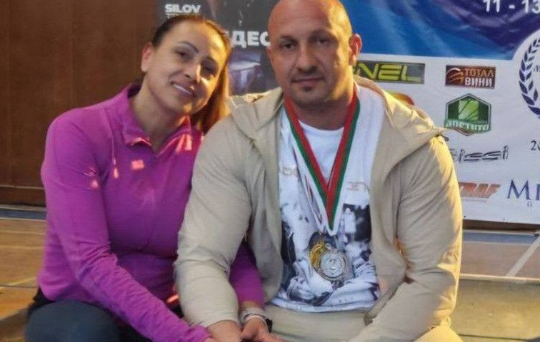 Перник има републикански шампиони