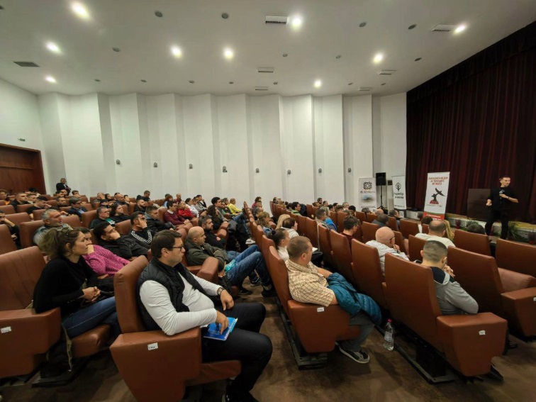 Фондация „Родолюбци за България“ организира трети безплатен семинар на 24 януари