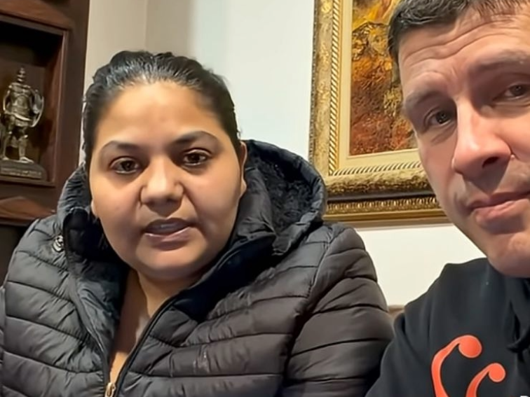 Семейство с две деца подложено на рекет и тормоз