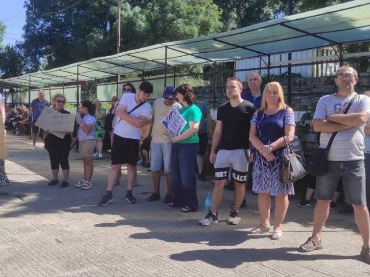 Пореден протест в Големо село срещу разширяването на ТЕЦ „Бобов дол"