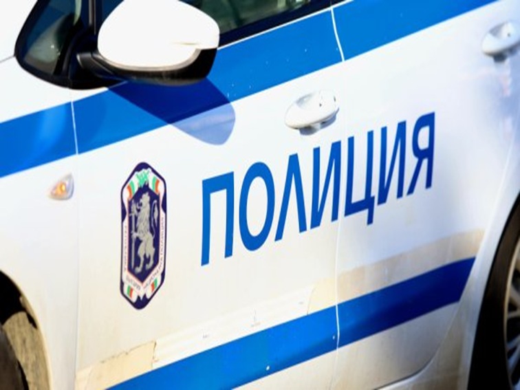 Неправоспособен младеж е хванат с мотопед без номера в Петрич