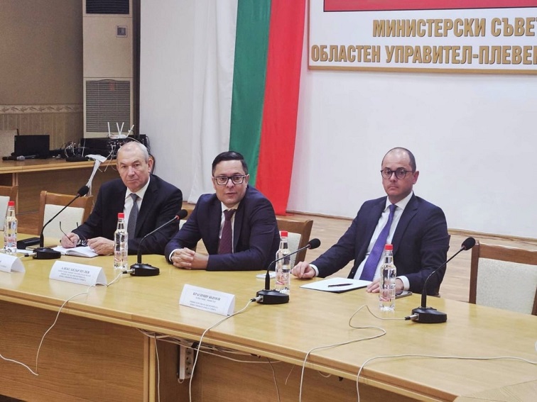 Пулев: Целта ни е качествена икономическа трансформация, която да доведе до по-добро състояние на регионите и по-високо качество на живот за хората