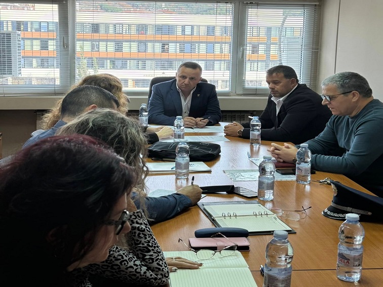 Извънредно заседание на Областния щаб за защита при бедствия в Благоевград заради очаквани порои