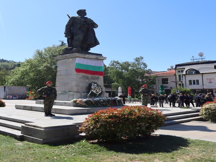 Благоевград и Разлог почетоха 123 години от гибелта на Гоце Делчев
