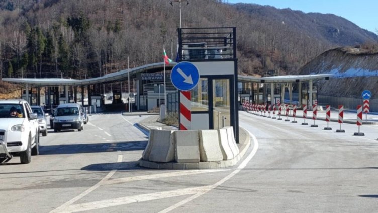 Пътят Рудозем-Ксанти е открит за леки автомобили