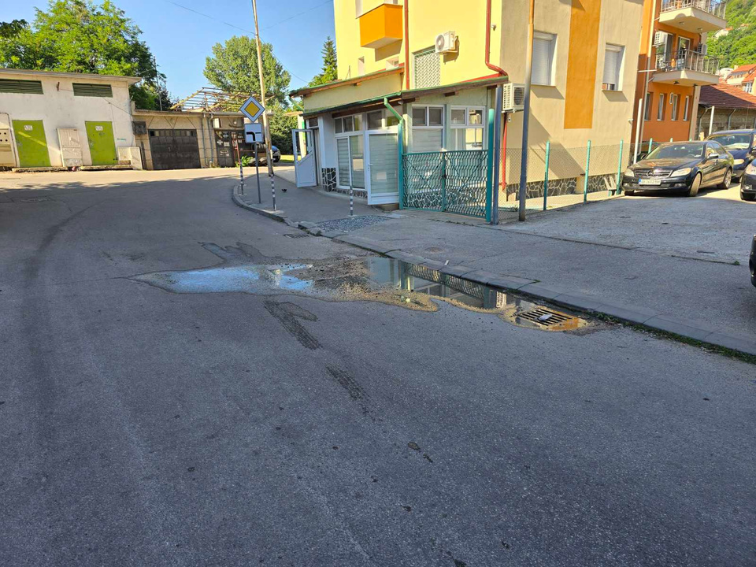 Защо водата в Габрово е скъпа, когато аварии остават неразрешени с дни? 