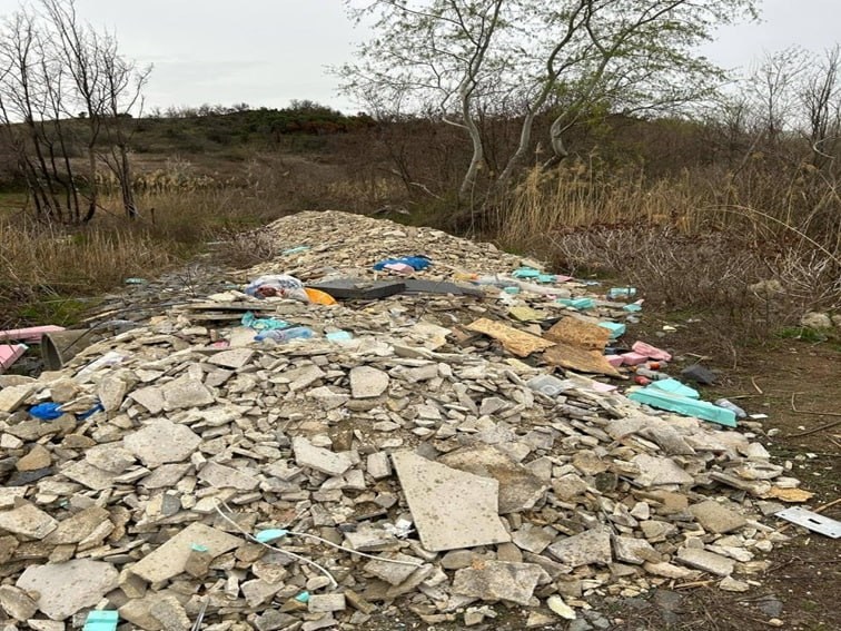 Кметът на Симитли е наказан заради незаконно сметище