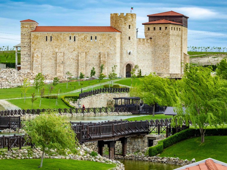 Лъжа за Исторически парк заля България за часове