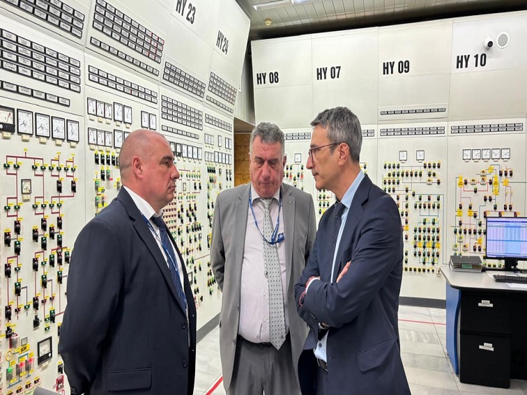 Трайчо Трайков провери включването на шести блок на АЕЦ „Козлодуй“ след ремонт на мембрана