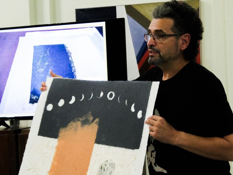 Графични техники и екслибрис с Петър Лазаров в Добричката галерия