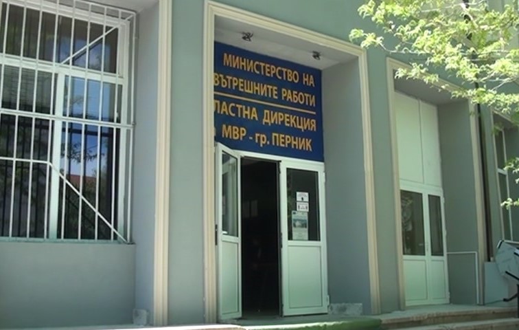 Смърт на пътя - кола блъсна възрастна жена
