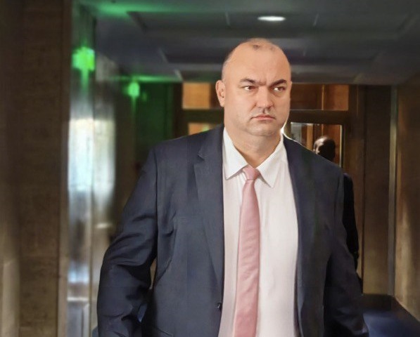 Подменени обещания: Управляващите блокираха увеличението на заплатите в здравеопазването 