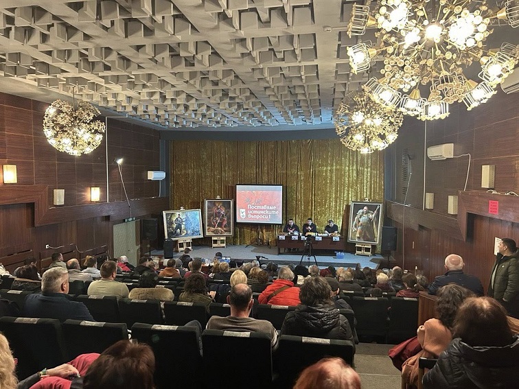 Ивелин Михайлов и Павел Стоименов се срещнаха с жители на Враца 