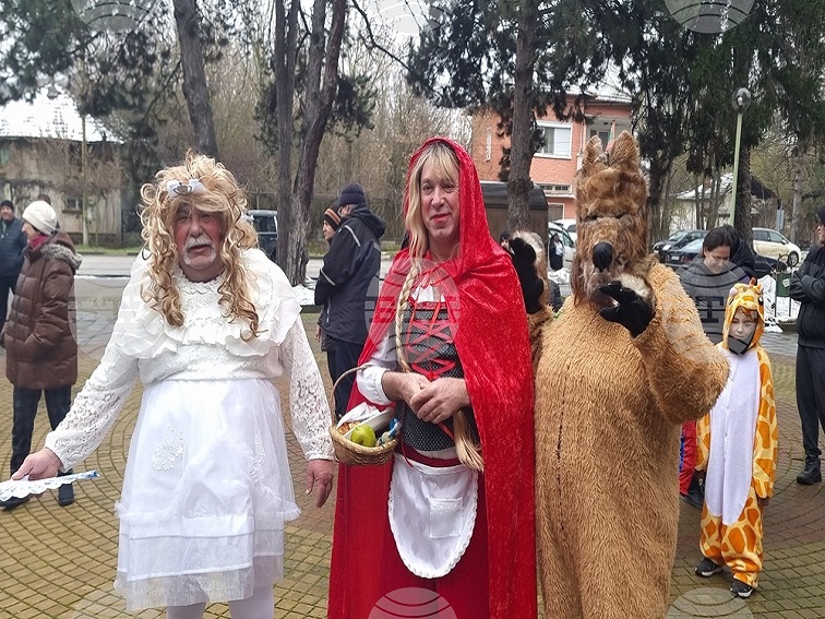 Герои от народните приказки оживяха на карнавала в село Асеново