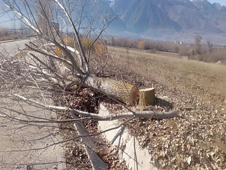 Вандалска проява по пътя за хижа „Яворов“! Вижте какво се случи