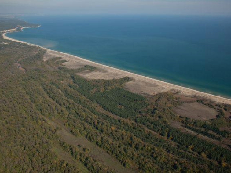 Делото относно бъдещето на Камчийски пясъци във ВАС е на изчакване