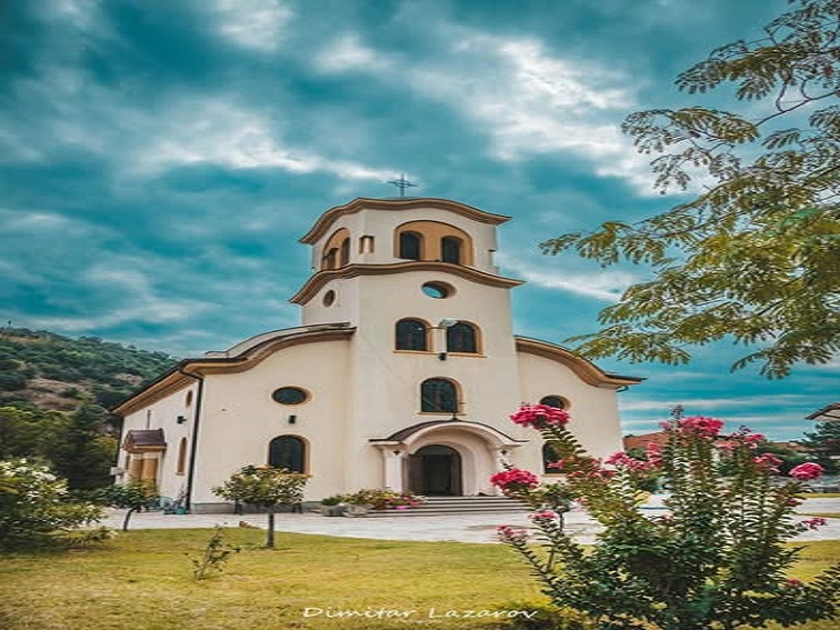 Храмов празник в чест на св. Иаков Персиец правят в Кресна