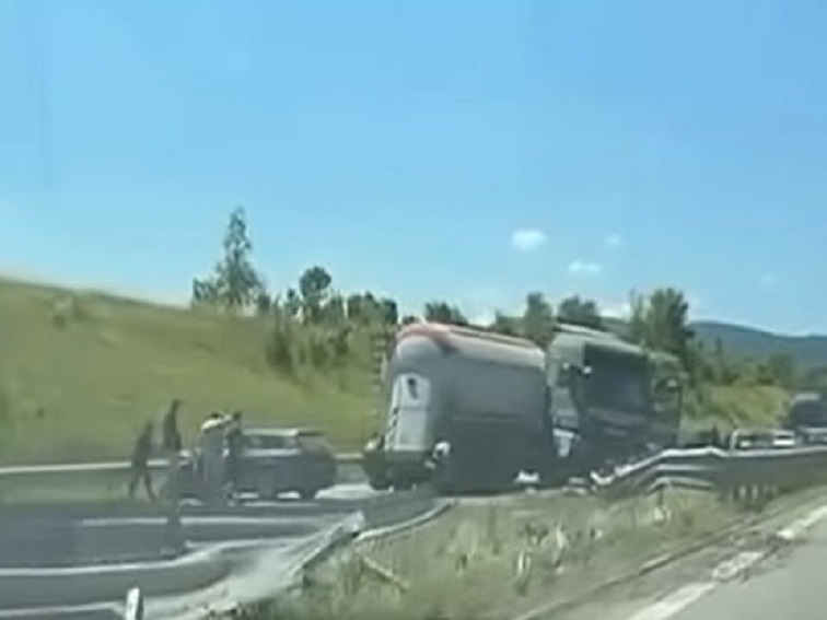 СРП разпореди пълна проверка на АМ "Струма" след тежката катастрофа