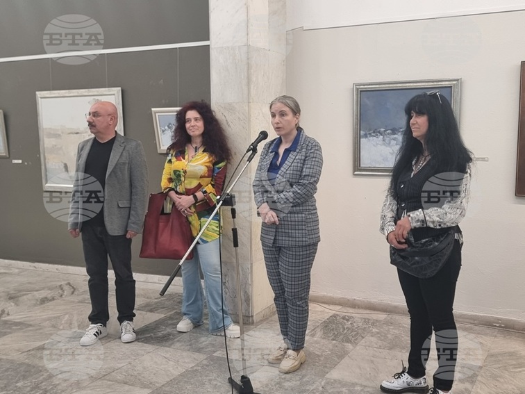 Изложба за 90-годишнината на Николай Дабов откриха в Плевен