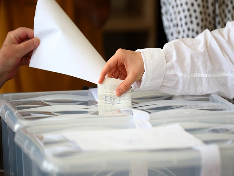 В Плевен: Повече гласували с хартиени бюлетини, отчетени и преференциални изненади