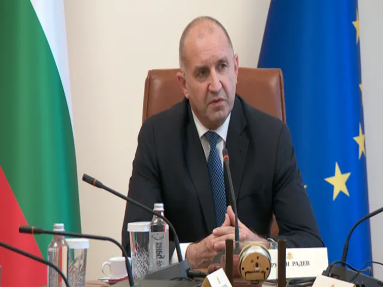 Румен Радев назначи шестима нови заместник-министри