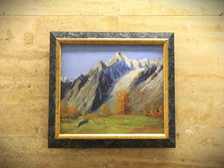 „Жените творци на Благоевград“ представи над 80 произведения във фоайето на Общината