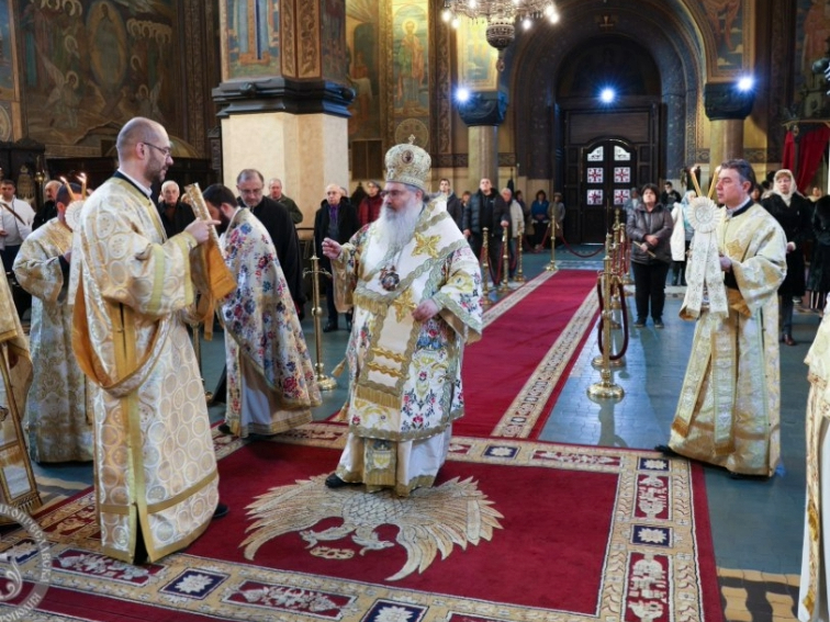 Христос воскресе! Честит Великден!