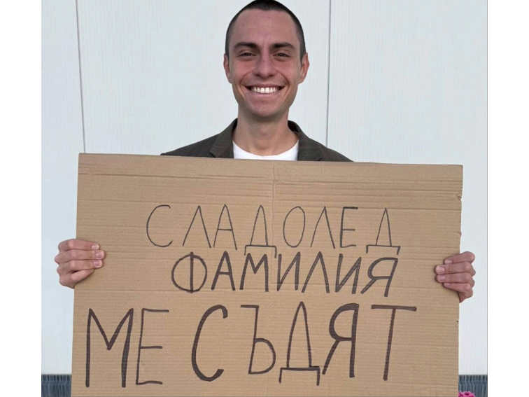 Млад предприемач обедини младежи в своя подкрепа срещу атака от голям производител