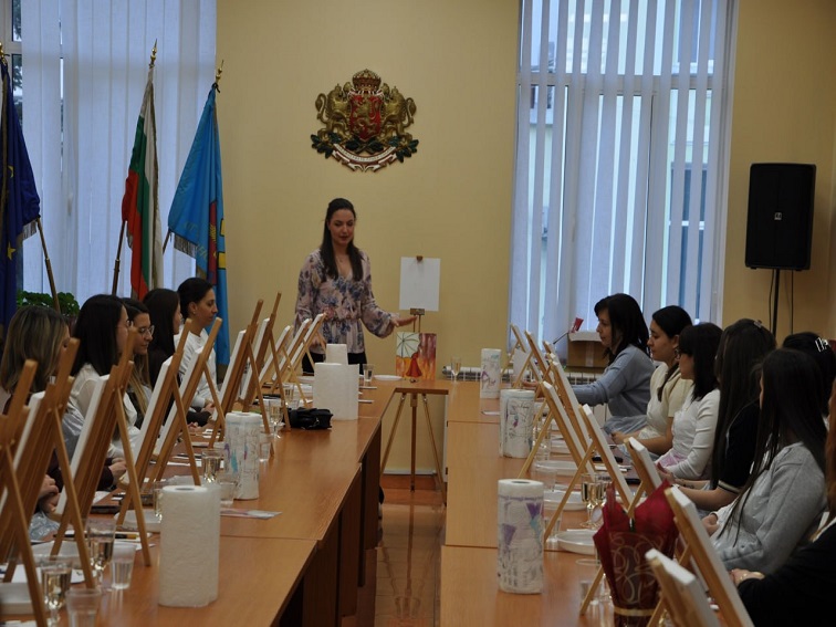 Разлог отбеляза 8 март с вечер на изкуството и вдъхновението