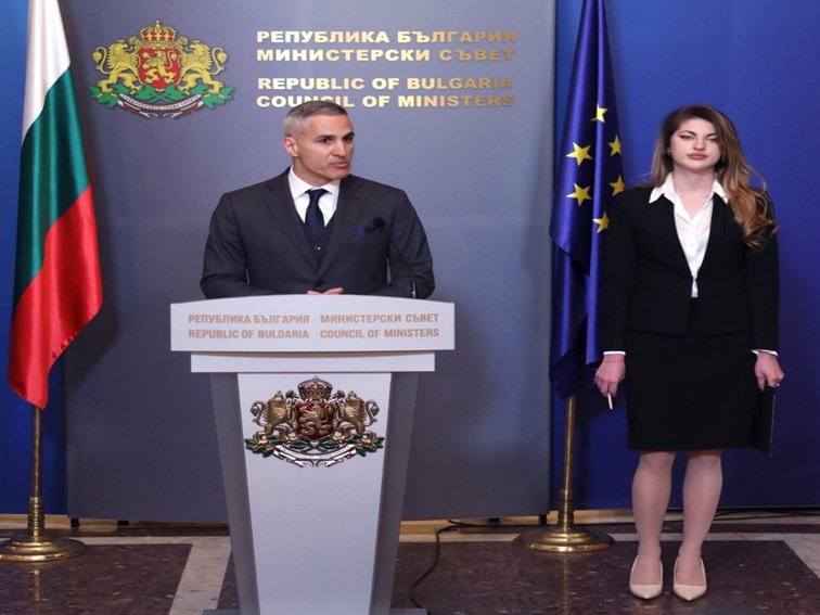 Премиерът Гюров: Оставяме държавата в много  по-добро състояние от това, което заварихме