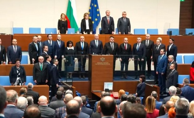 Правителството подаде оставка