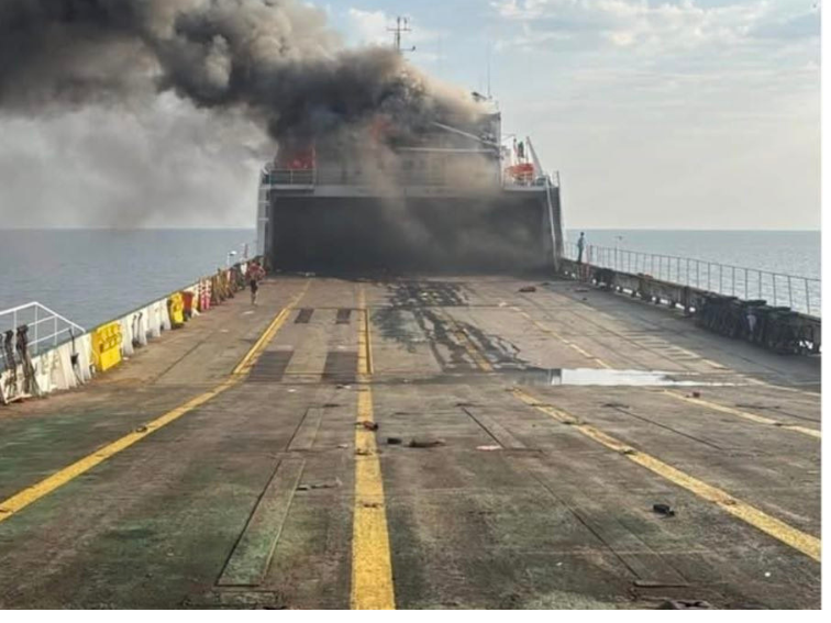 Черно море - войната започва да поглъща и цивилните кораби