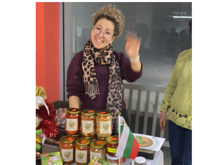 Сдружение “Родолюбци за Пловдив” провежда Благотворителен базар